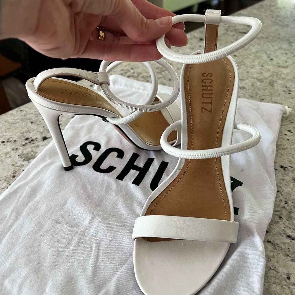 SCHUTZ Lenore Leather Sandal